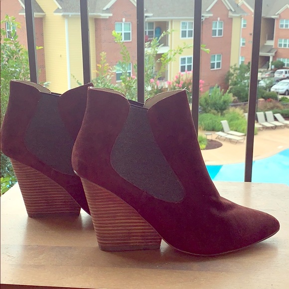 Steven By Steve Madden Shoes - NEW Steven by Steve Madden Ankle Booties with Wage